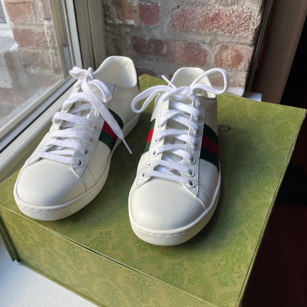 Gucci Miro Soft Sneakers